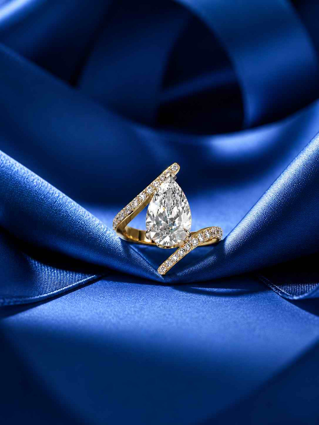Eternal Curve Ring